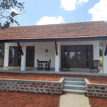 Moni Farm House Wilpattu Hotel Nochchiyagama Luaran gambar