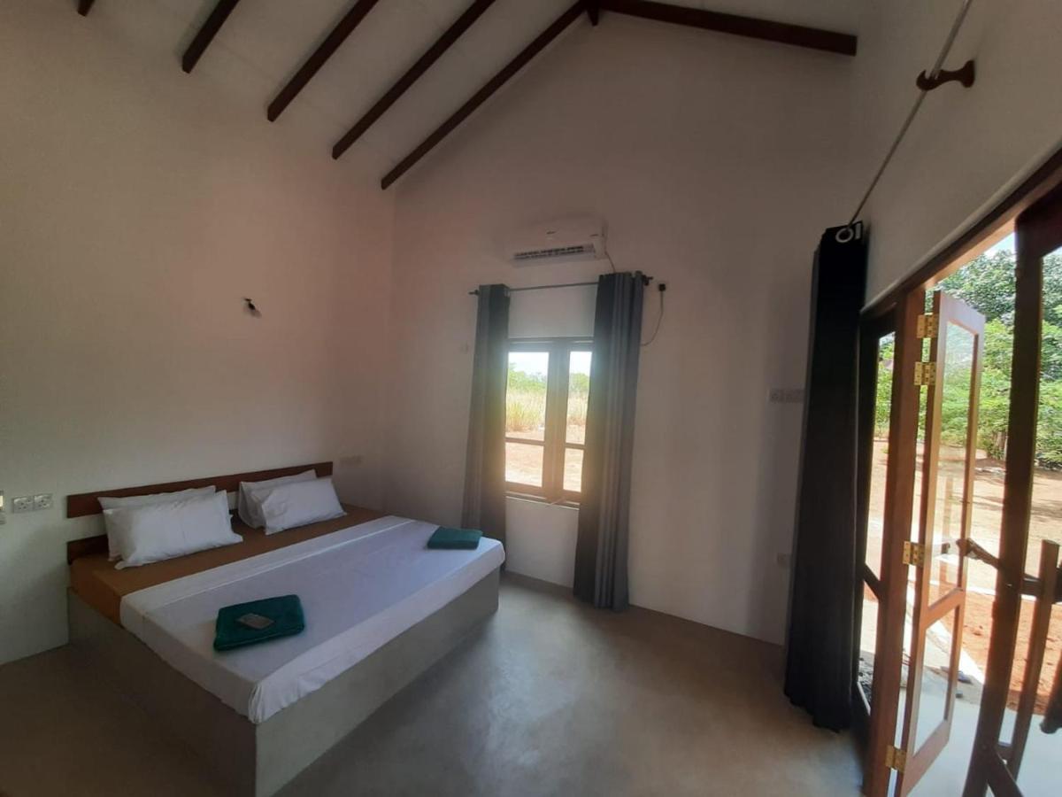 Moni Farm House Wilpattu Hotel Nochchiyagama Luaran gambar